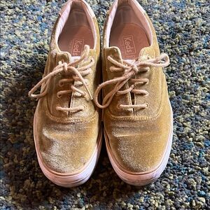 Chartreuse velvet platform Keds | size 7